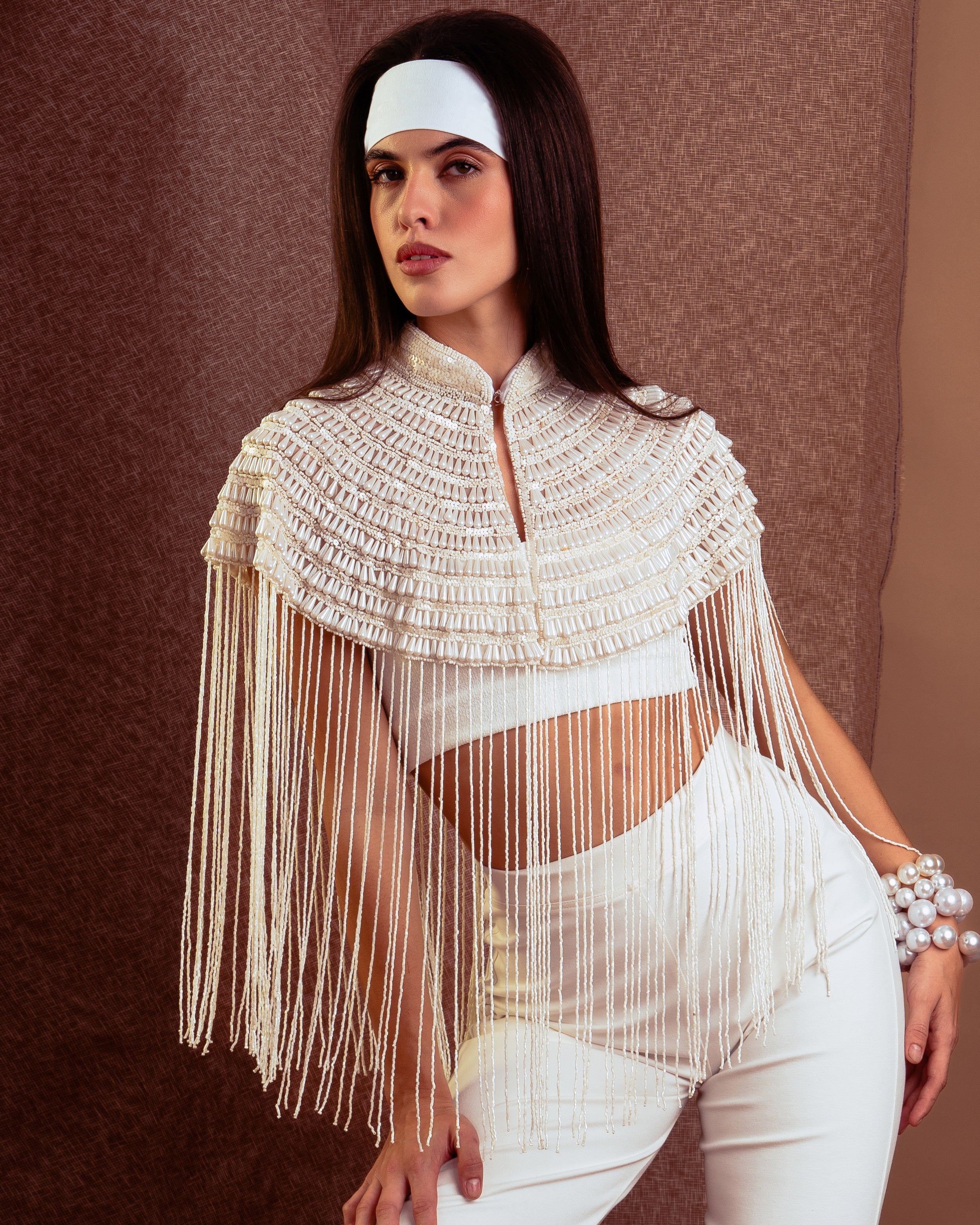 WHITE BEADER CAPE